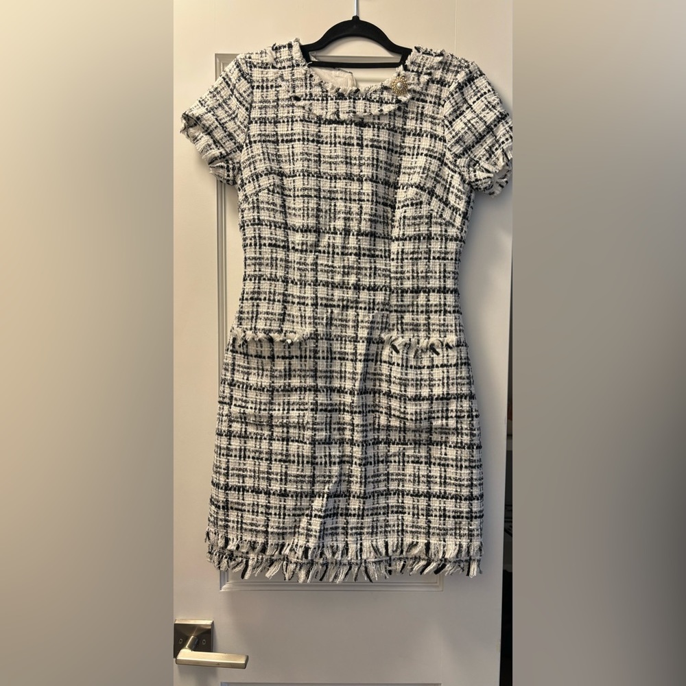 This dress has only been worn ONCE!